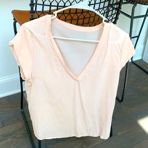 Joie Anthropologie Women’s Silk Blouse Light Peachy Pink L
